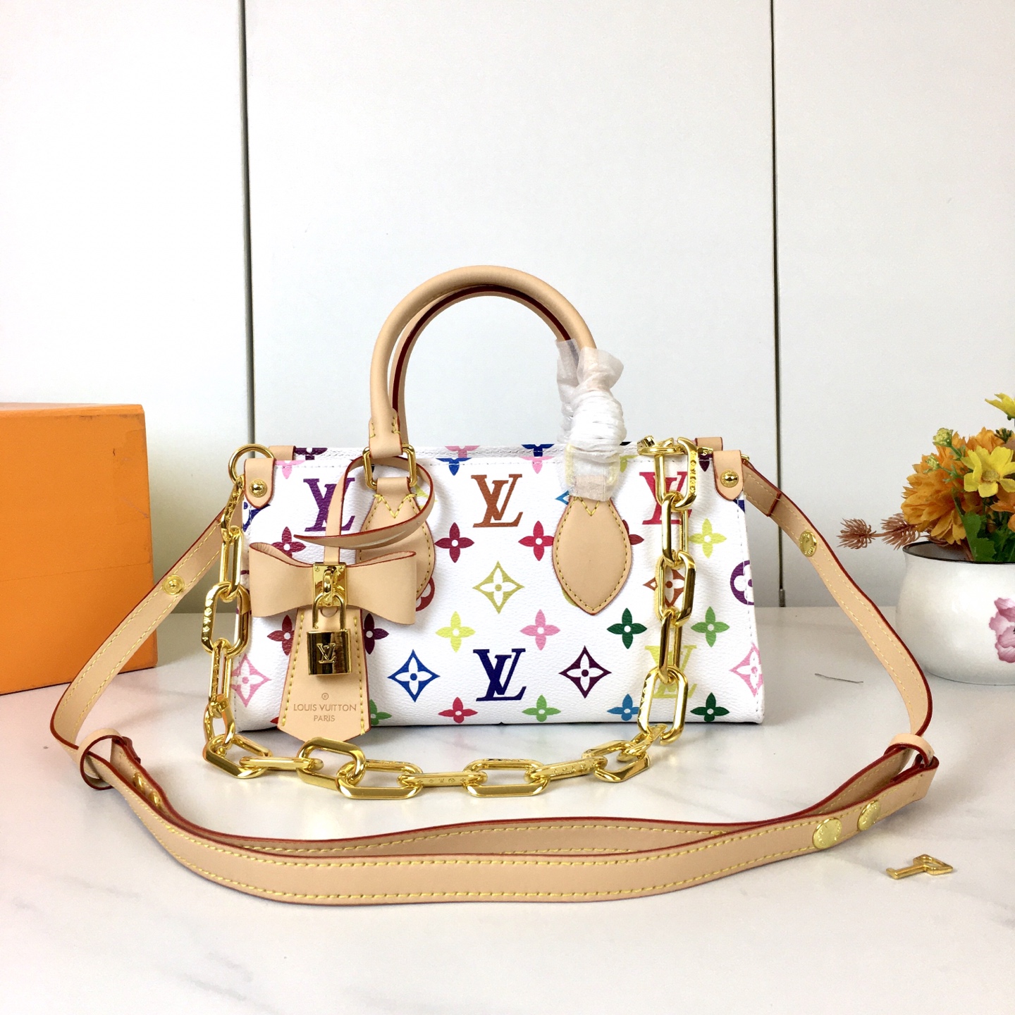 LV bag 530
